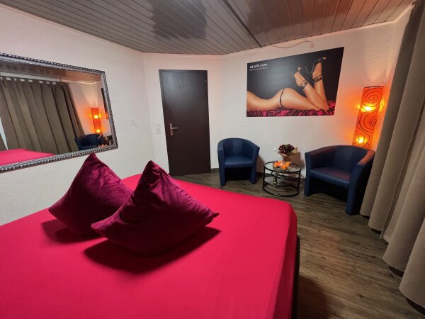 Happy Girls, Elvetia.